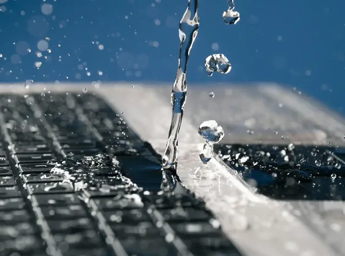 water damaged - نمایندگی تعمیرات لپ تاپ لنوو