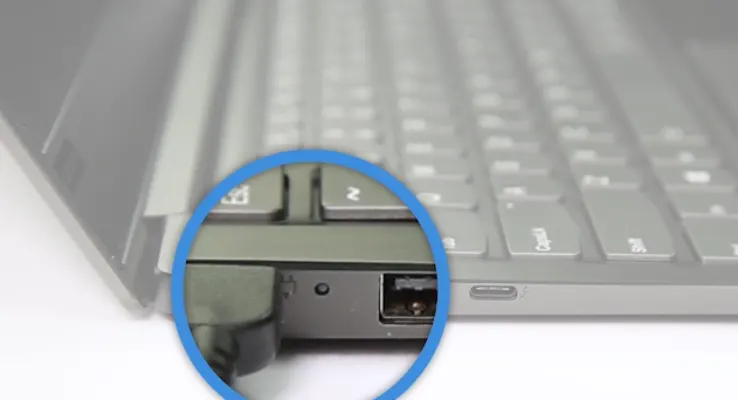 سوراخ بازنشانی اضطراری لپ تاپ لنوو